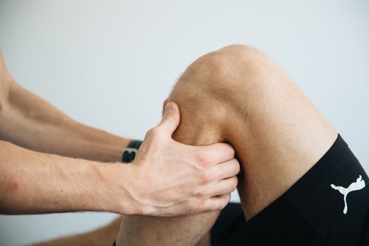 Orthopaedic physiotherapy session